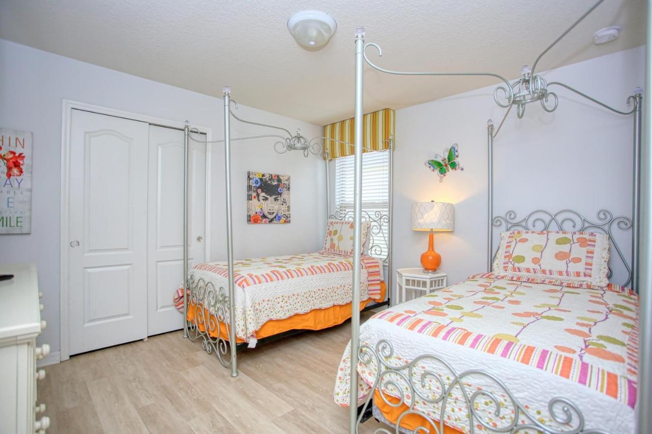 Twin Palms Family Vacation Villa كيسيمي المظهر الخارجي الصورة